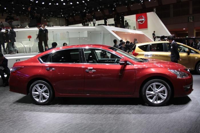 Novo "Nissan Tiana": comentários de proprietários e revisão de sedãs japoneses em 2014
